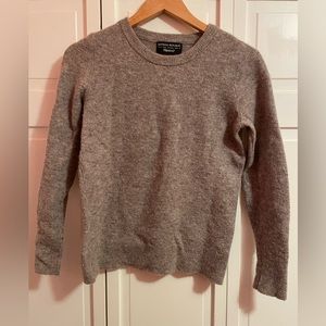 Banana Republic brown “Italian yarn filpucci” sweater. Size: S